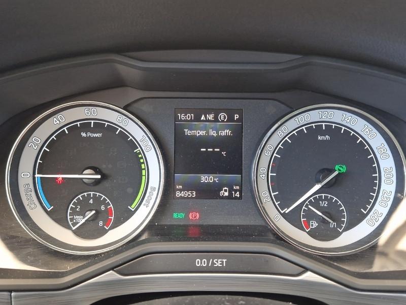 SKODA SUPERB WAGON 1.4 TSI PLUG-IN HYBRYD EXECUTIVE DSG