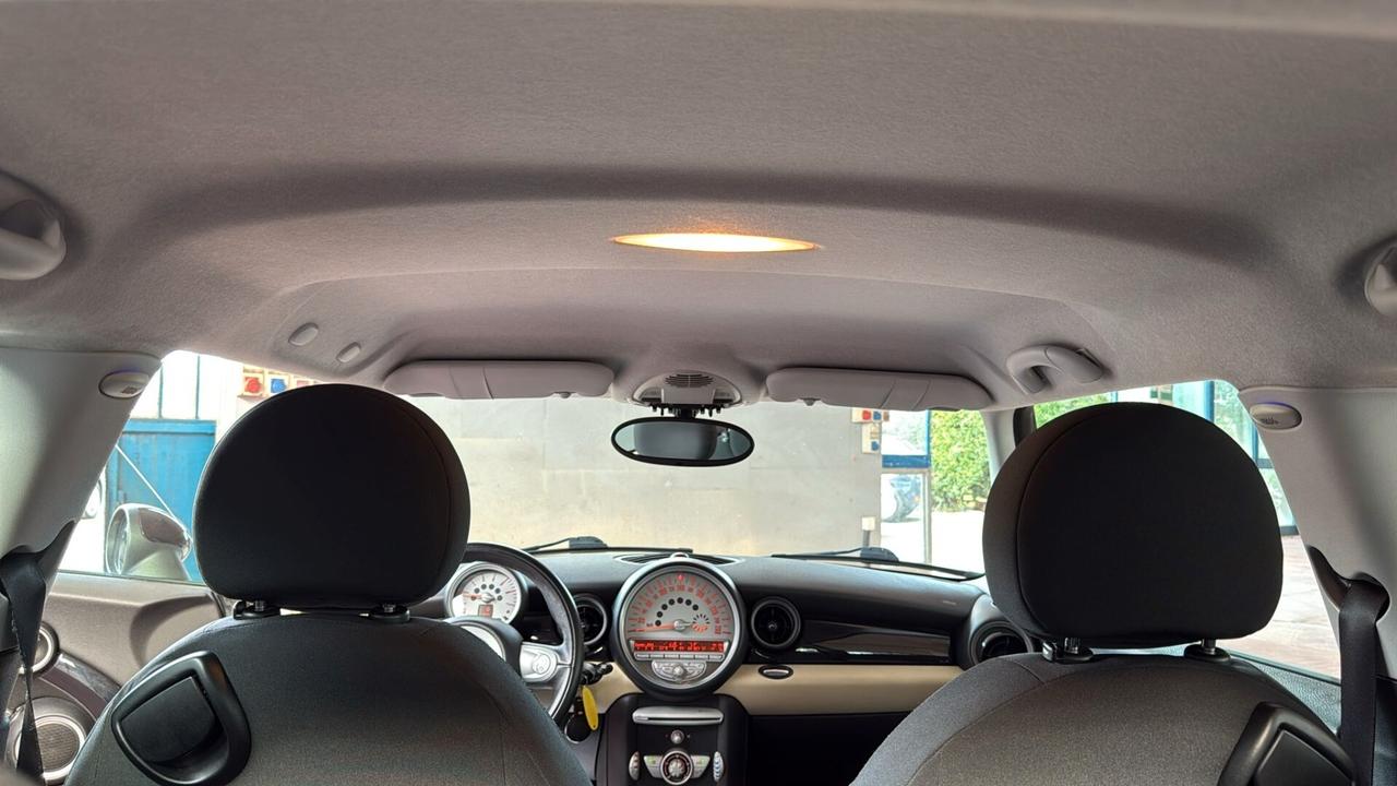 Mini 1.6 16V Cooper D