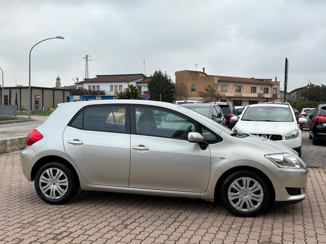 Toyota Auris 1.4 D-4D 5 porte Sol