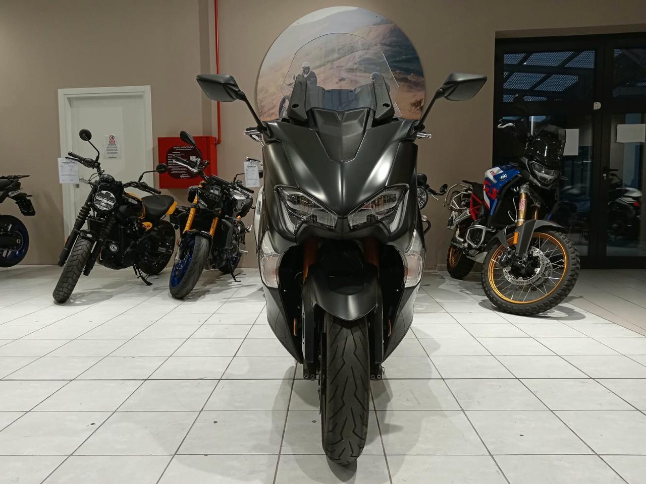 Yamaha TMAX 530 SX ABS