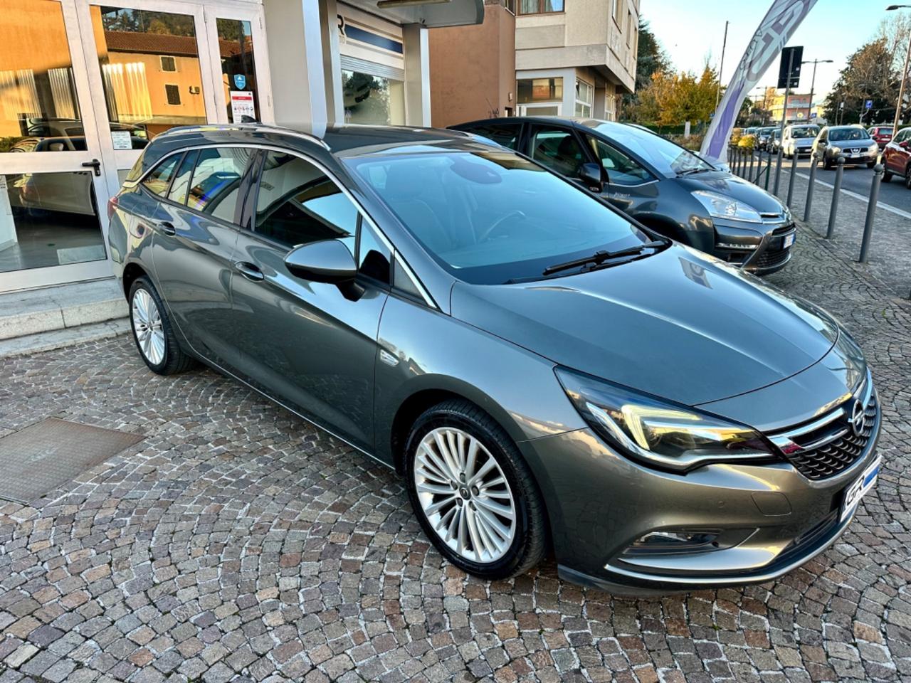 Opel Astra 1.6CDTi 136CV aut. Sports Tourer Innovation