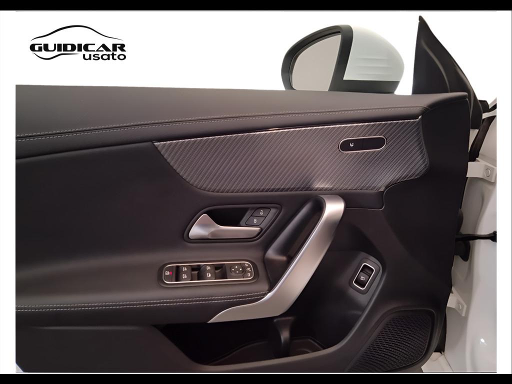 Mercedes-Benz CLA Sh.Brake - X118 2023 - CLA Shooting Brake 180 d Progressive Advanced auto