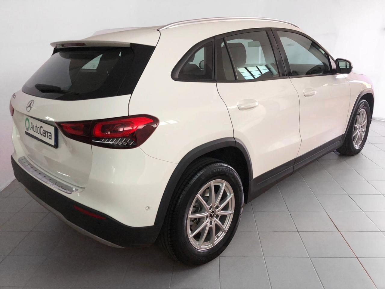 Mercedes-benz GLA 180 GLA 180 d Automatic Business Extra