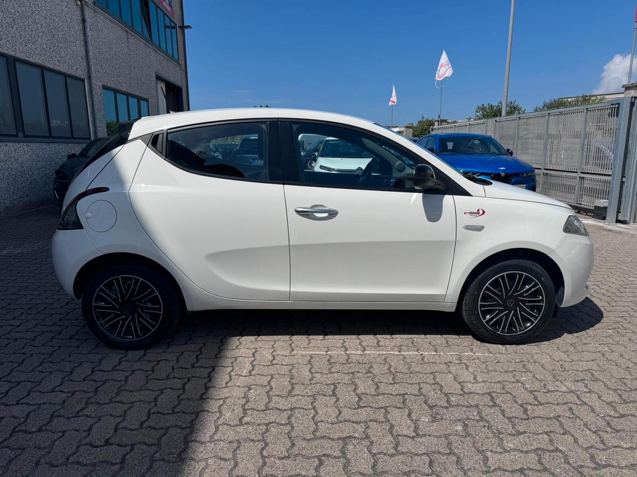 Lancia Ypsilon 1.0 FireFly 5 porte S&S Hybrid Silver Plus