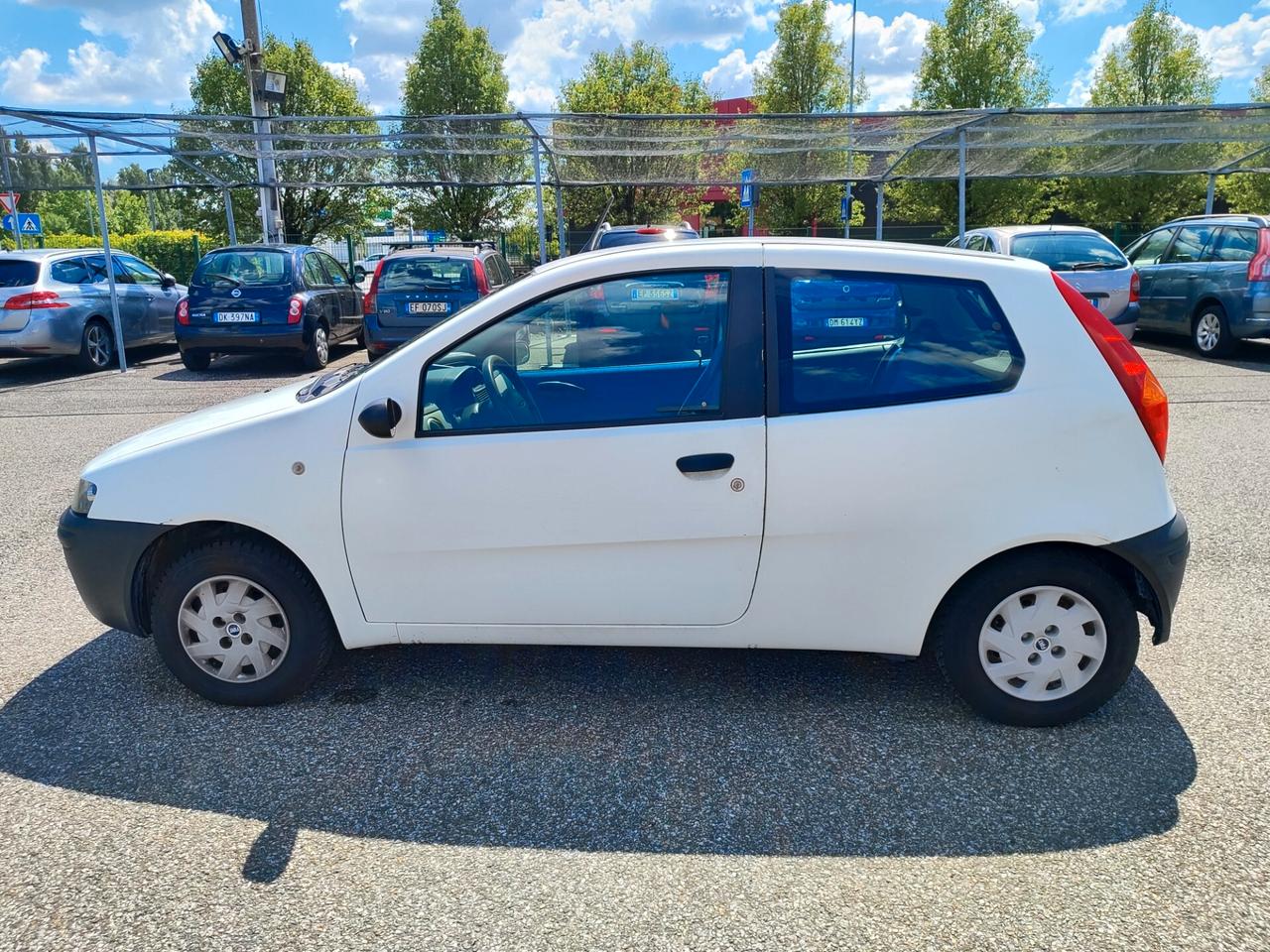Fiat Punto 1.2i cat 3 porte