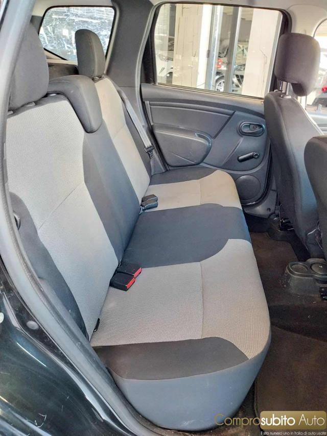 DACIA Duster 1.5 dCi 110CV 4x2 (Garanzia 12 Mesi)