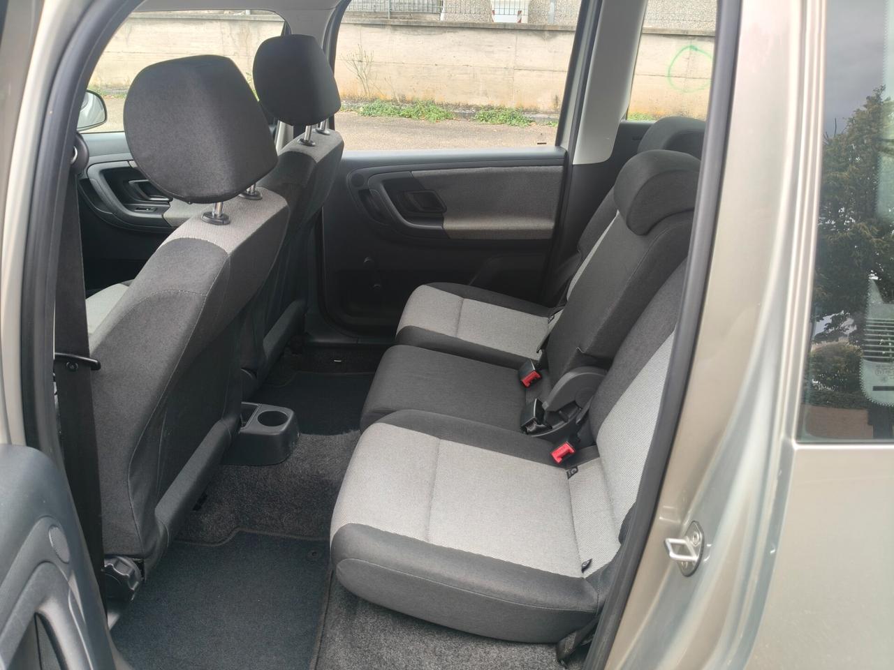 Skoda Roomster 1.2 SOLAMENTE 73.000 KM