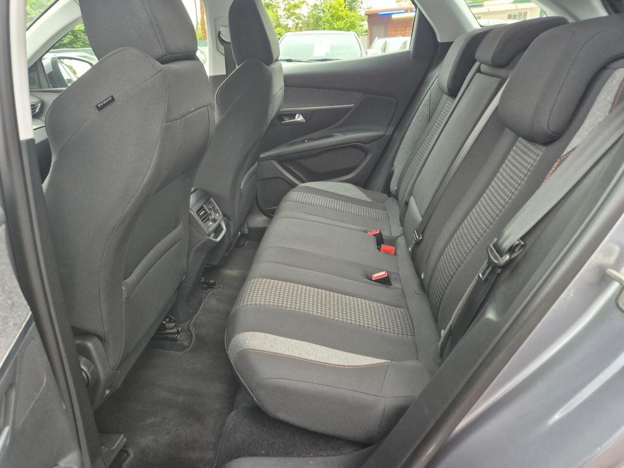 Peugeot 3008 PureTech Turbo 130 S&S Active