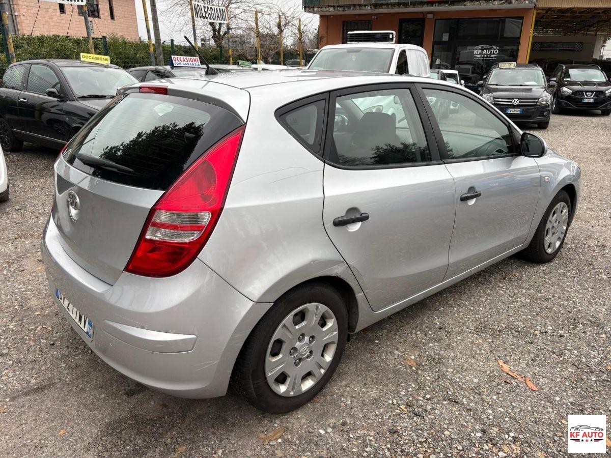 HYUNDAI - i30 1.4 Special Gpl