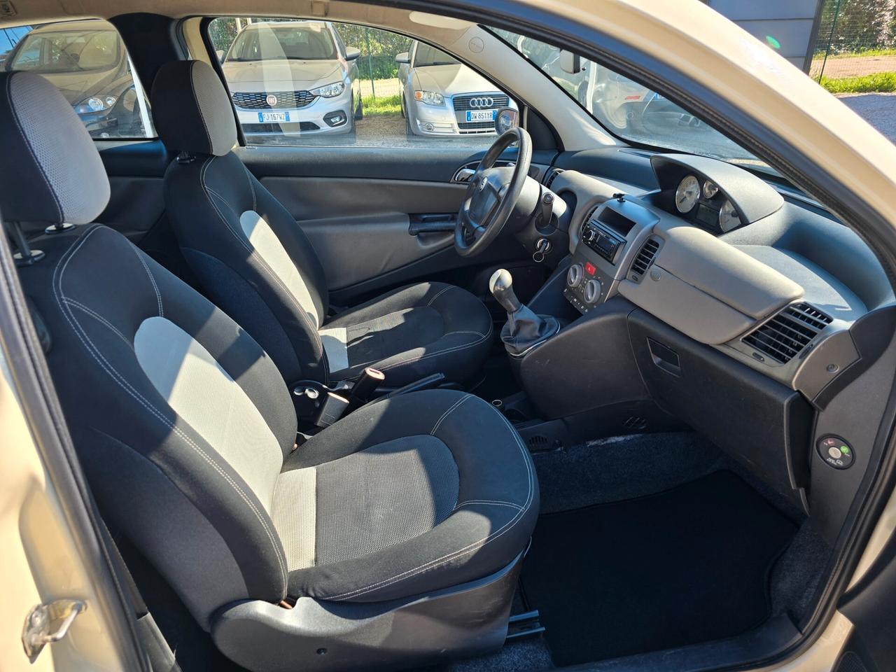Lancia Ypsilon 1.3 Multijet 16V Argento
