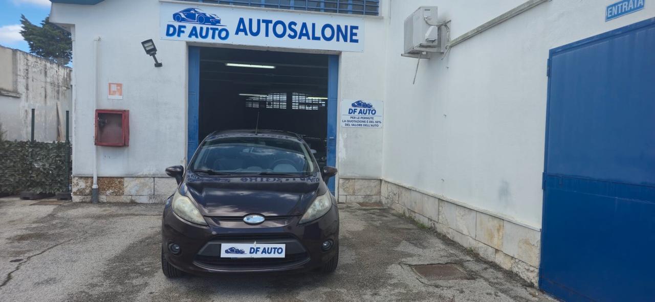 Ford Fiesta 1.4 5 porte Bz.- GPL Titanium