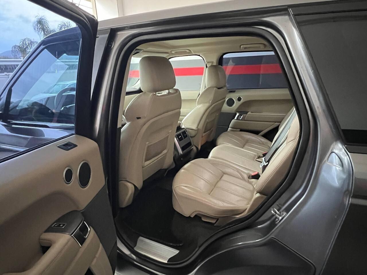 Land Rover Range Sport 3.0 TDV6 HSE Dynamic