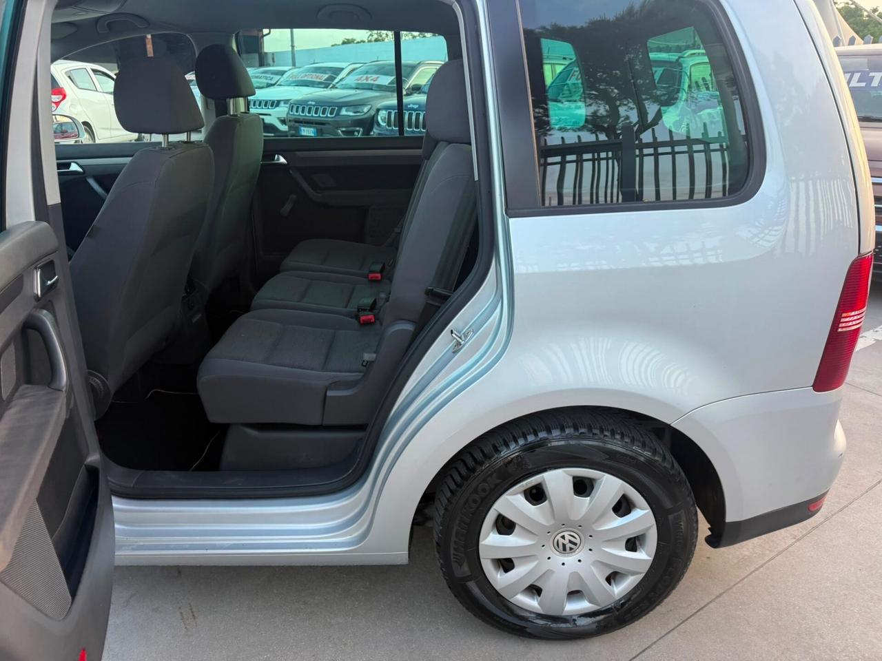 Volkswagen Touran 1.6 GPL full optional
