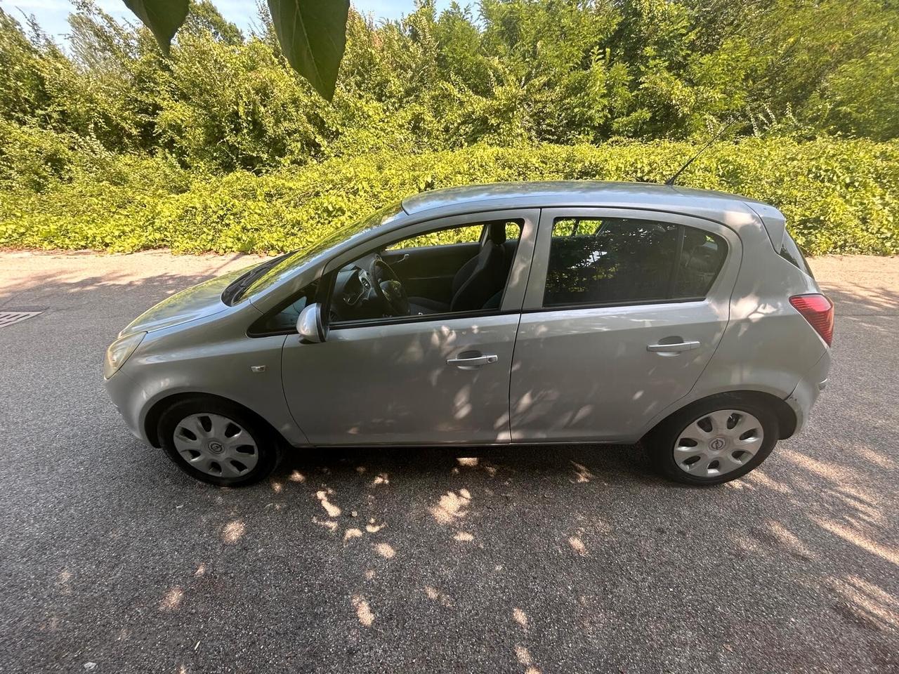 Opel Corsa 1.2 5P Cosmo