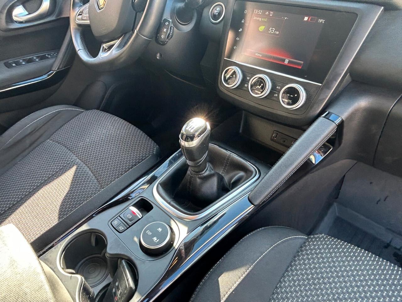 Renault Kadjar Blue dCi 8V 115CV Black Edition