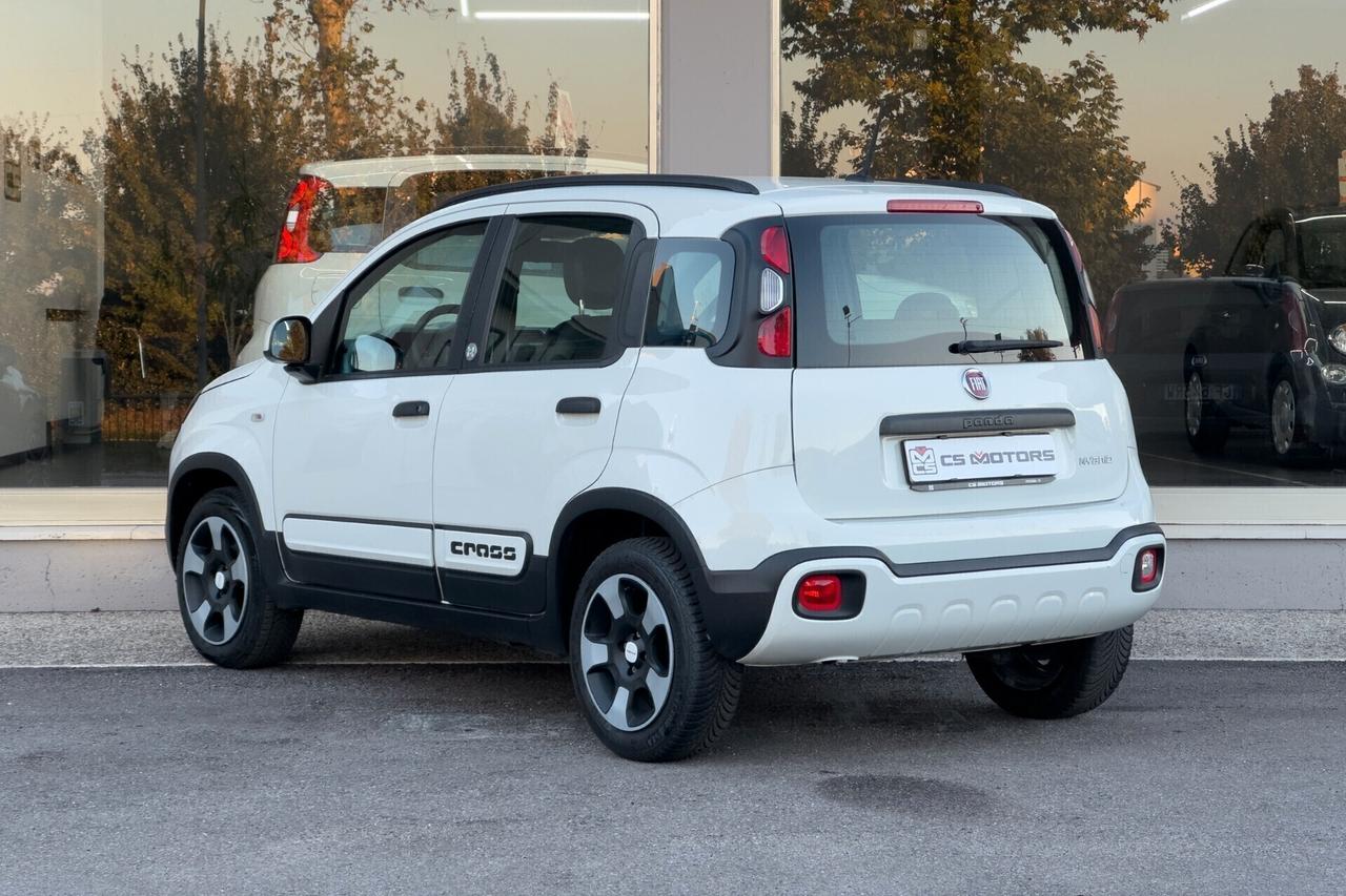 Fiat Panda CROSS BENZINA Hybrid 70 cv