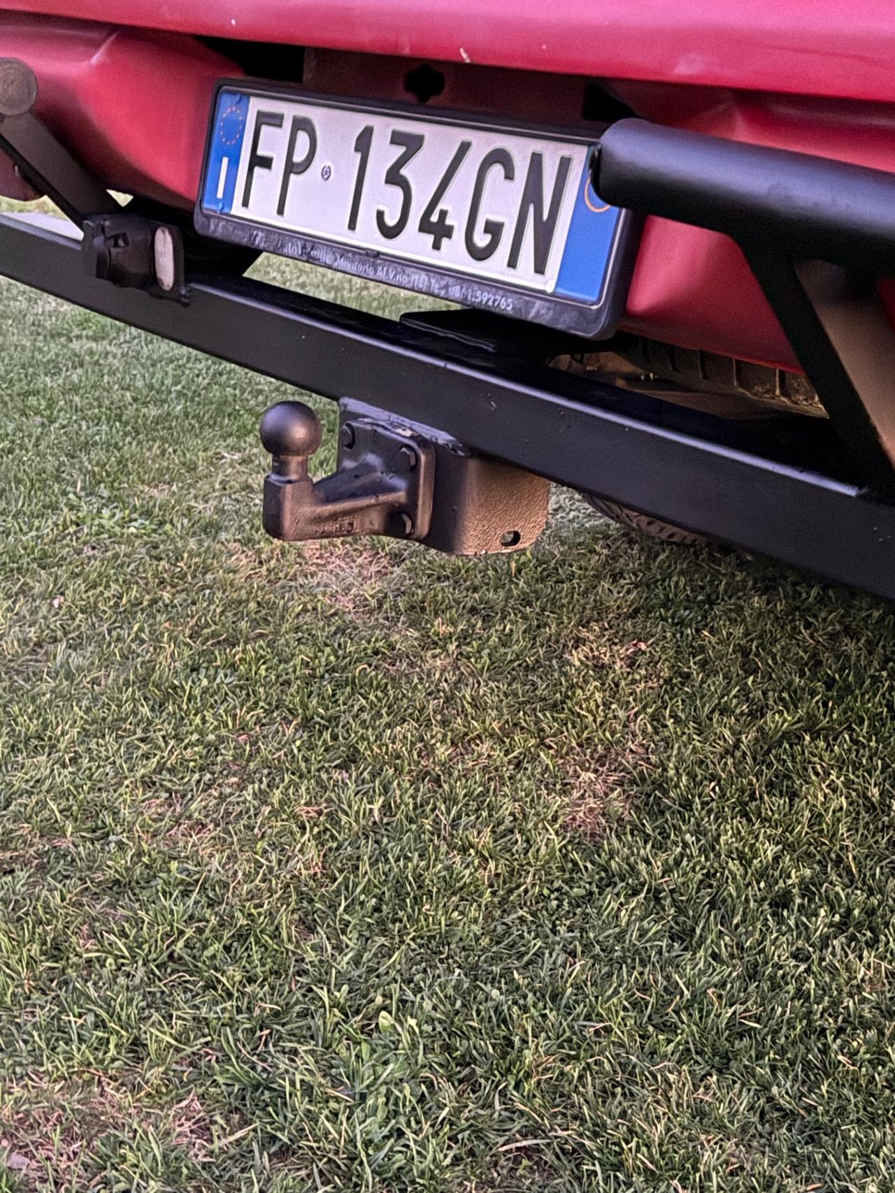 Mitsubishi L200 2.5 TDI 4WD Club Cab Pup. GLS Targ.