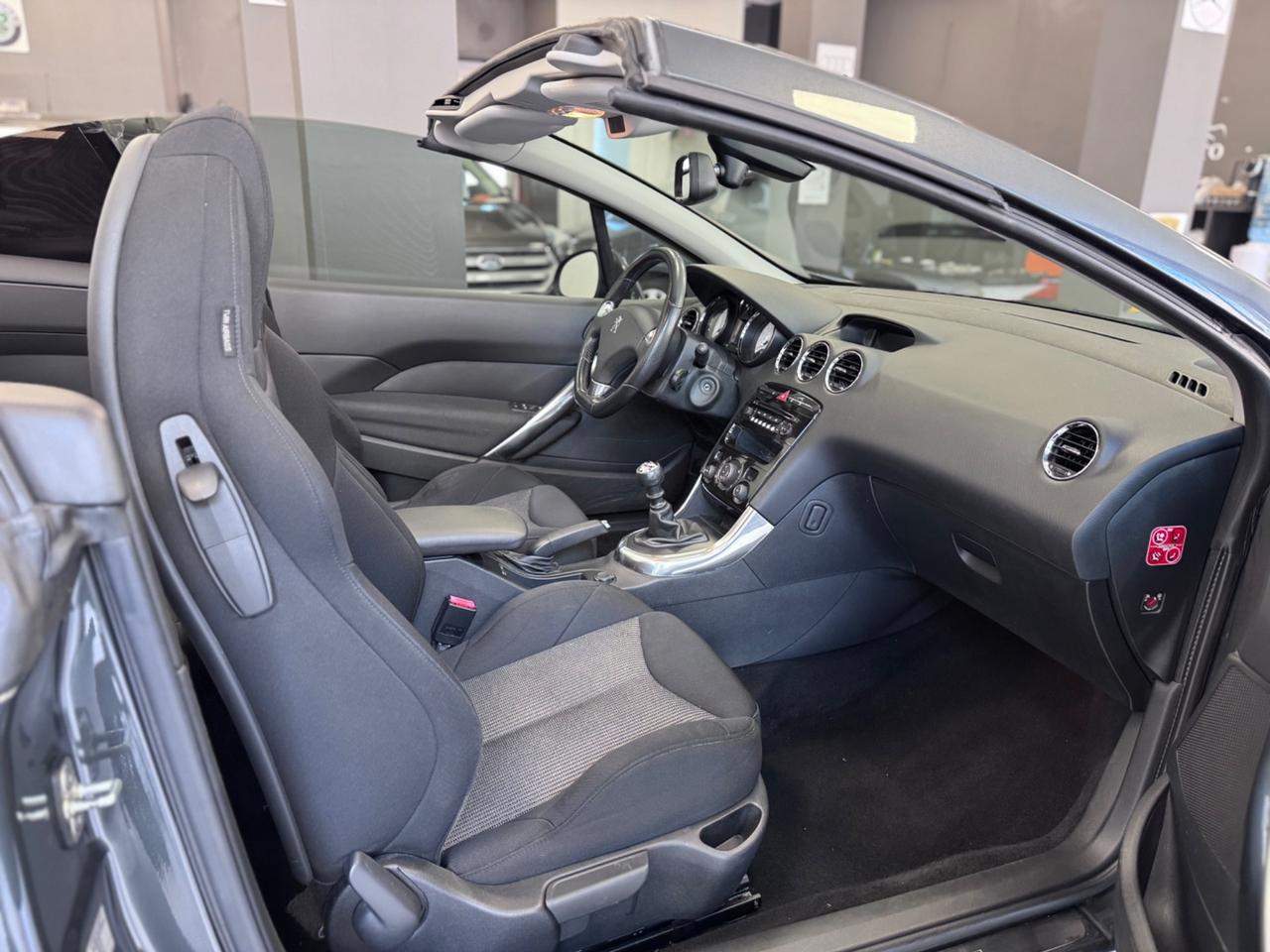 Peugeot 308 1.6 e-HDi 115CV Stop&Start CC Allure