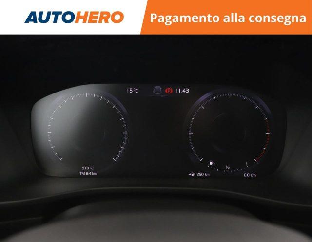 VOLVO XC40 D4 AWD Geartronic Momentum