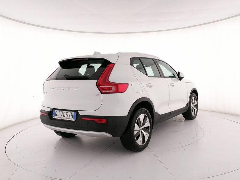 Volvo XC40 1.5 t2 Momentum auto my21