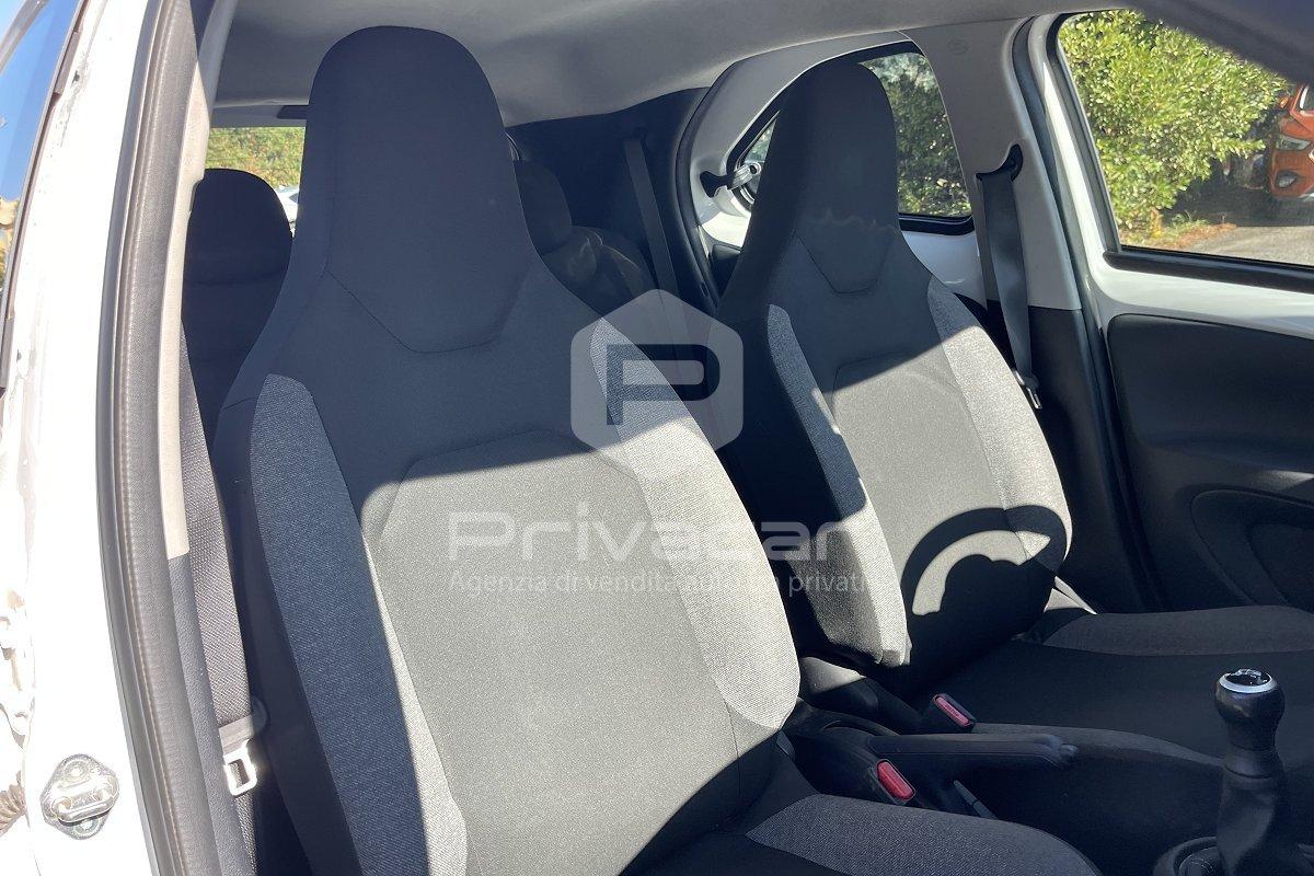 TOYOTA Aygo X 1.0 VVT-i 72 CV 5 porte Active