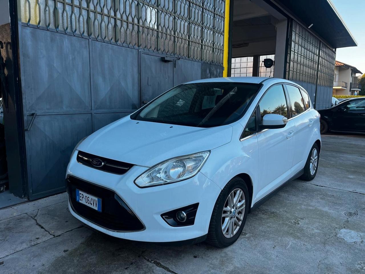 Ford C-Max 2.0 TDCi 115CV Powershift Titanium