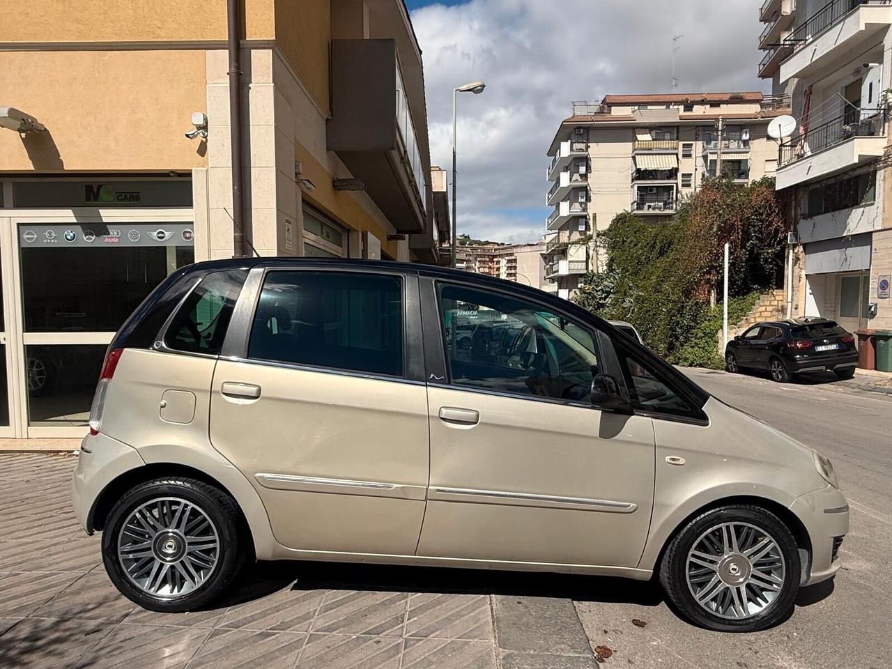 Lancia MUSA 1.3 Mjt 95 CV Platinum
