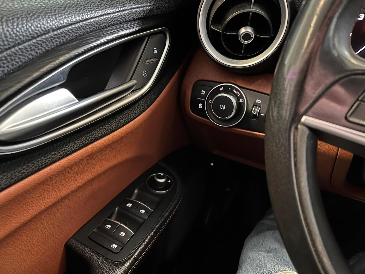 Alfa Romeo Giulia 2.2 Turbodiesel 180 CV Super