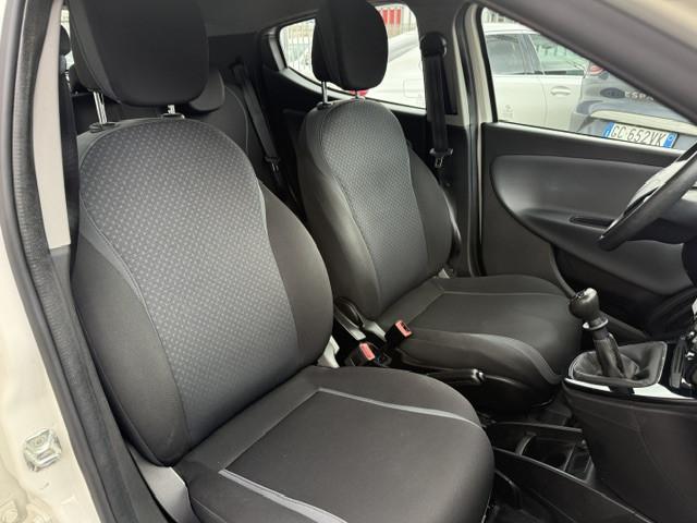 Lancia Ypsilon 5 Porte Ypsilon 1.2 Silver 69cv
