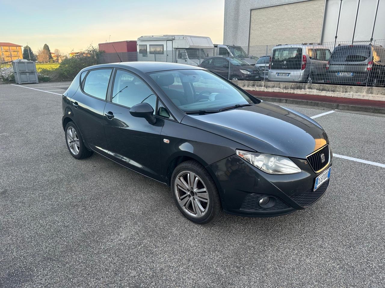 Seat Ibiza 1.4 5p. Reference Dual