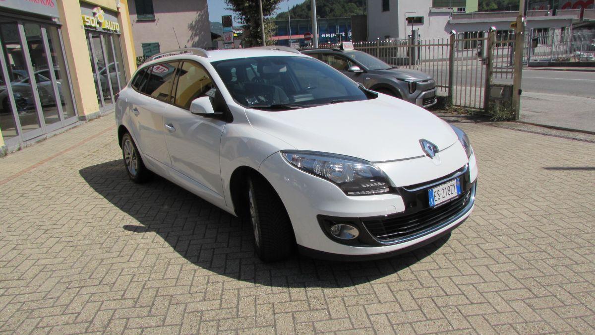 RENAULT - MÃ©gane SporTour SporTour 1.5 dci Runaway 110cv