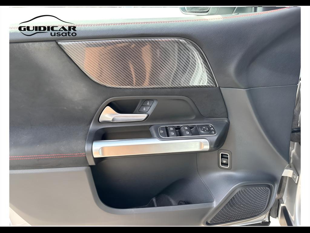 Mercedes-Benz GLB - X247 2019 - GLB 200 d Premium 4matic auto