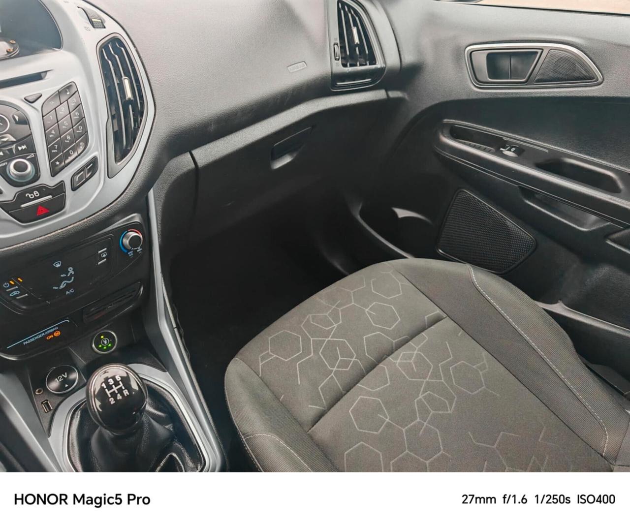 Ford B-Max 1.4 90 CV GPL Business Titanium