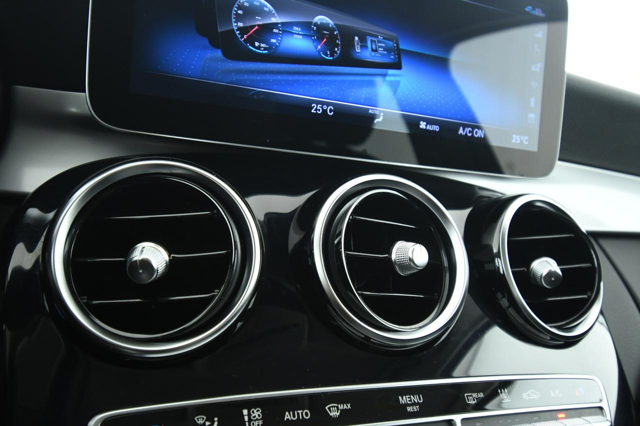 Mercedes-Benz C SW 300 de eq-power Business Extra auto CAMERA+ACC+FULL LED