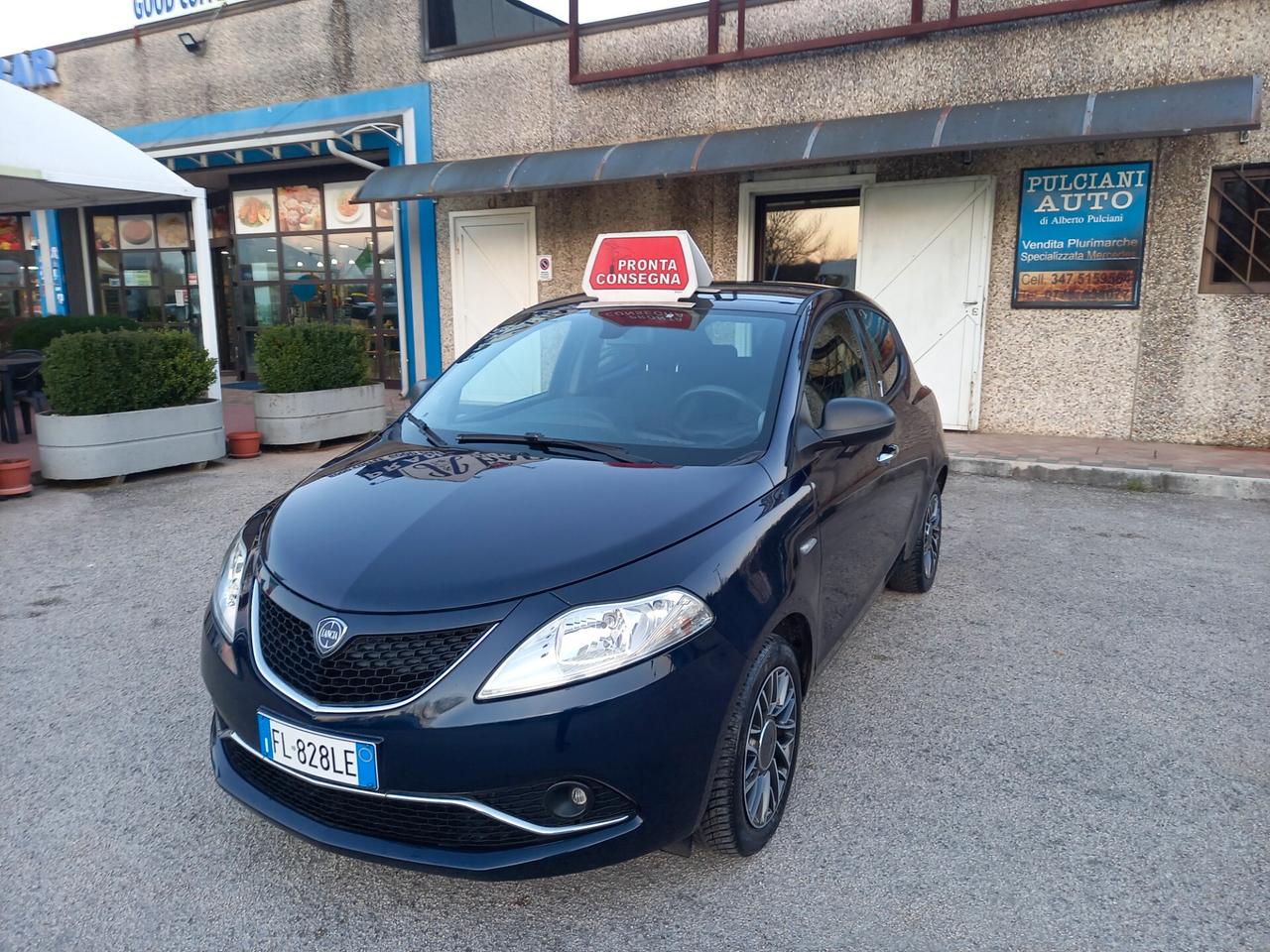 Lancia Ypsilon 1.2 69 CV 5 porte Gold