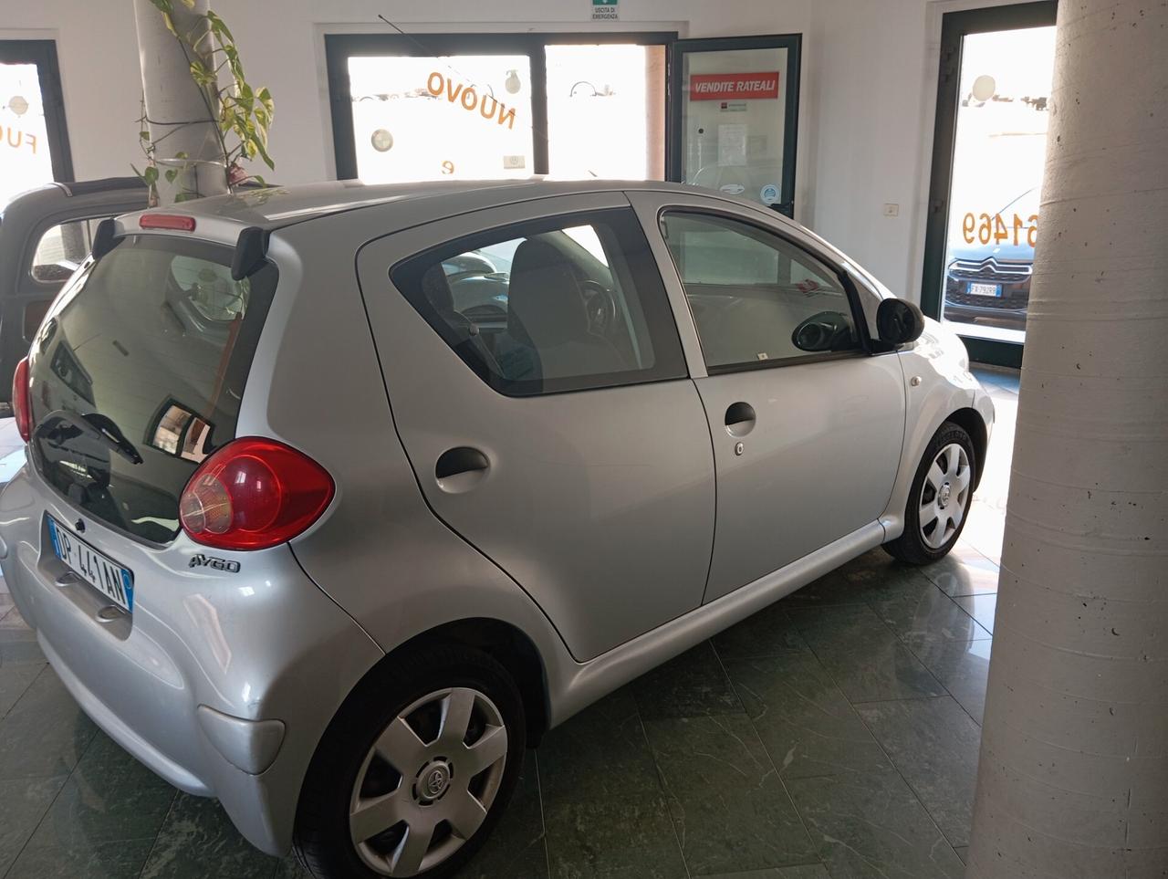 Toyota Aygo 1.0 12V VVT-i 5 porte