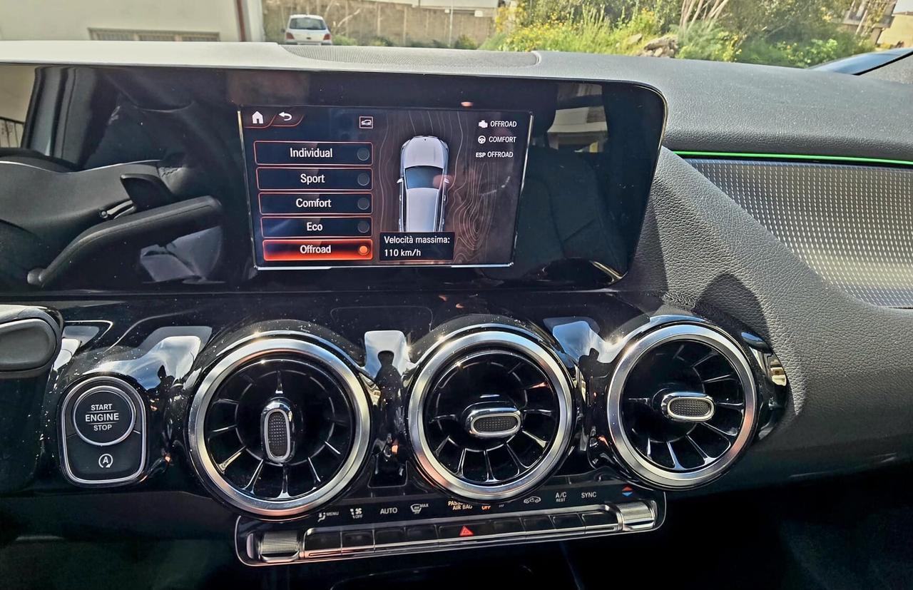 MERCEDES GLA 220d 190cv 4MATIC NIGHT EDITION