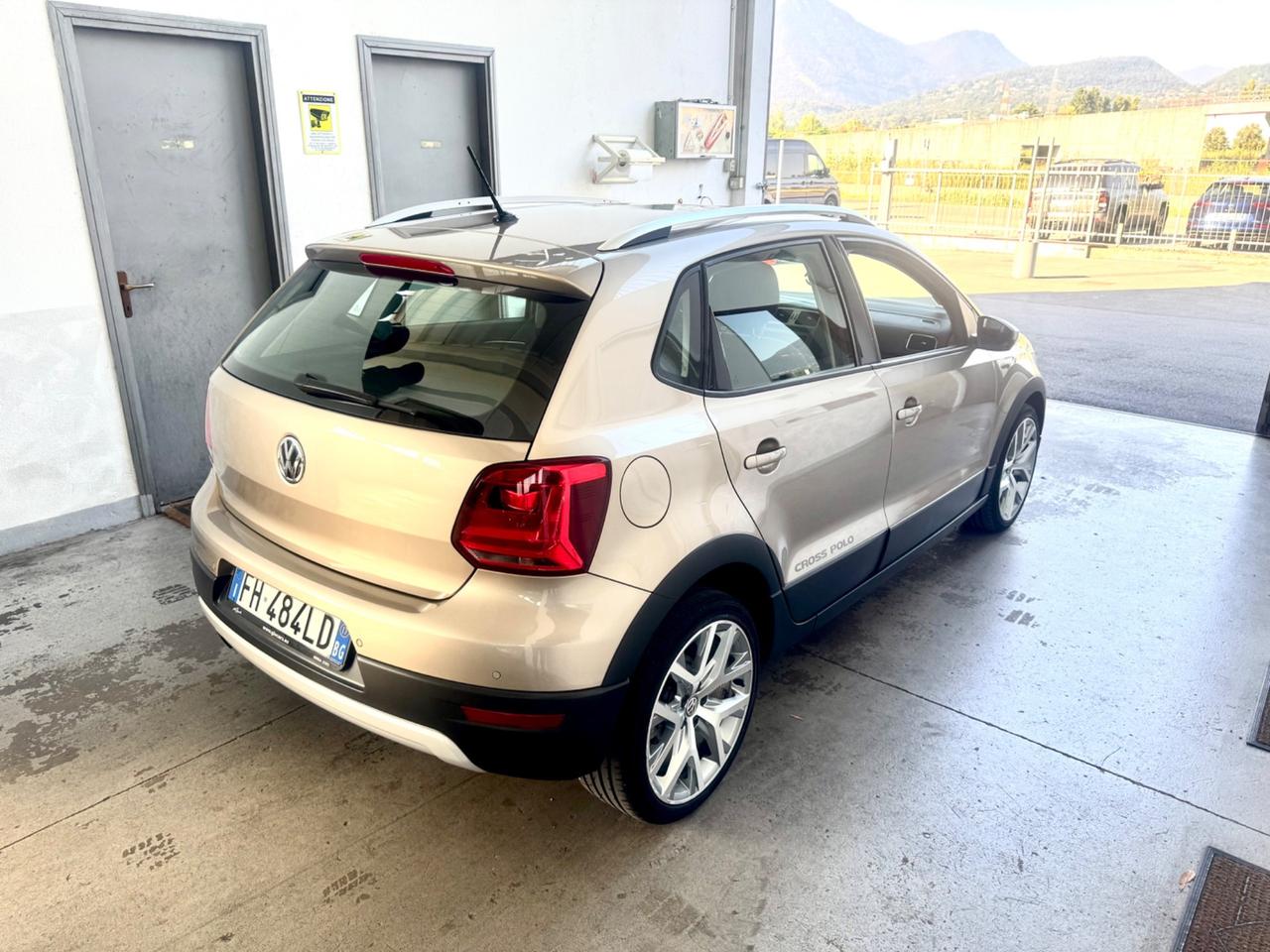 Volkswagen Polo Cross 1.2 TSI DSG BlueMotion Technology