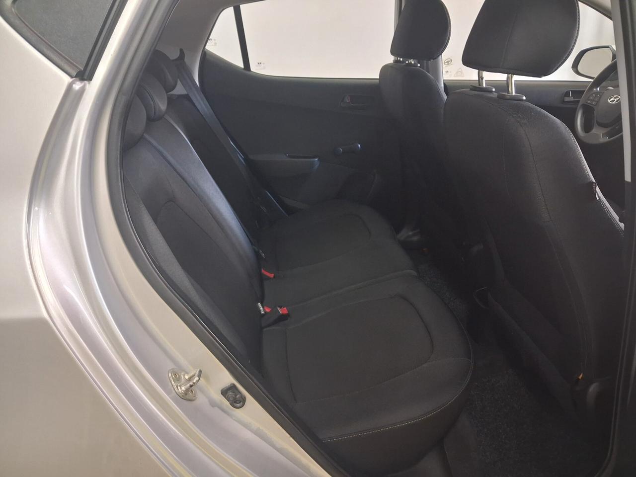 Hyundai i10 1.0 benzina unico prop 2019