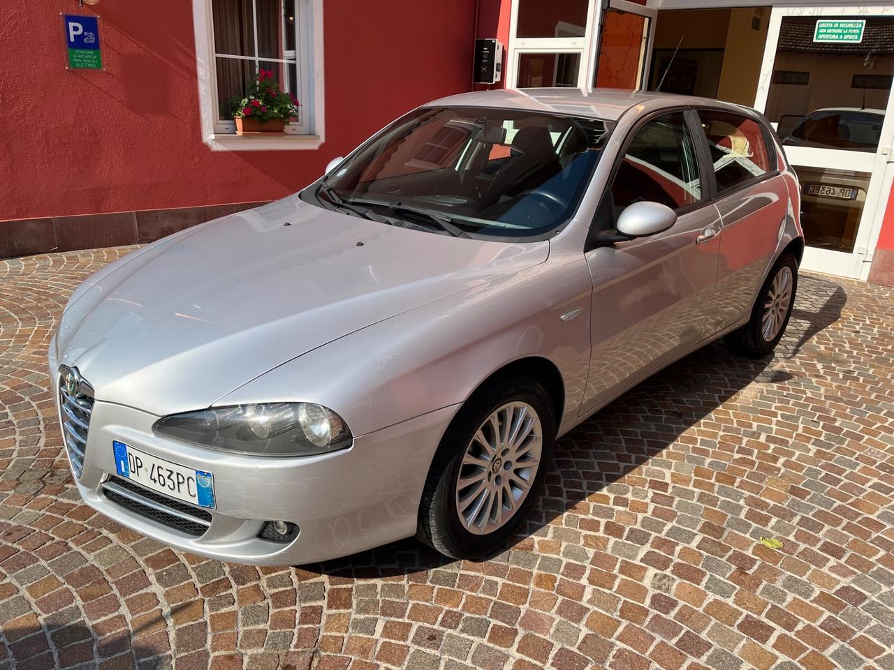 Alfa Romeo 147 1.9 TURBO DIESEL
