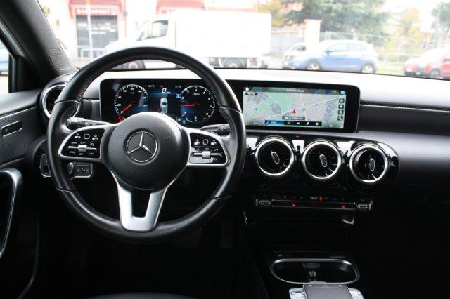 MERCEDES-BENZ A 180 Automatic Sport