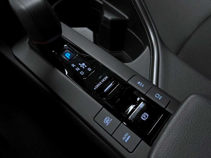 TOYOTA C-HR (2023-->) C-HR 2.0 PHEV Trend