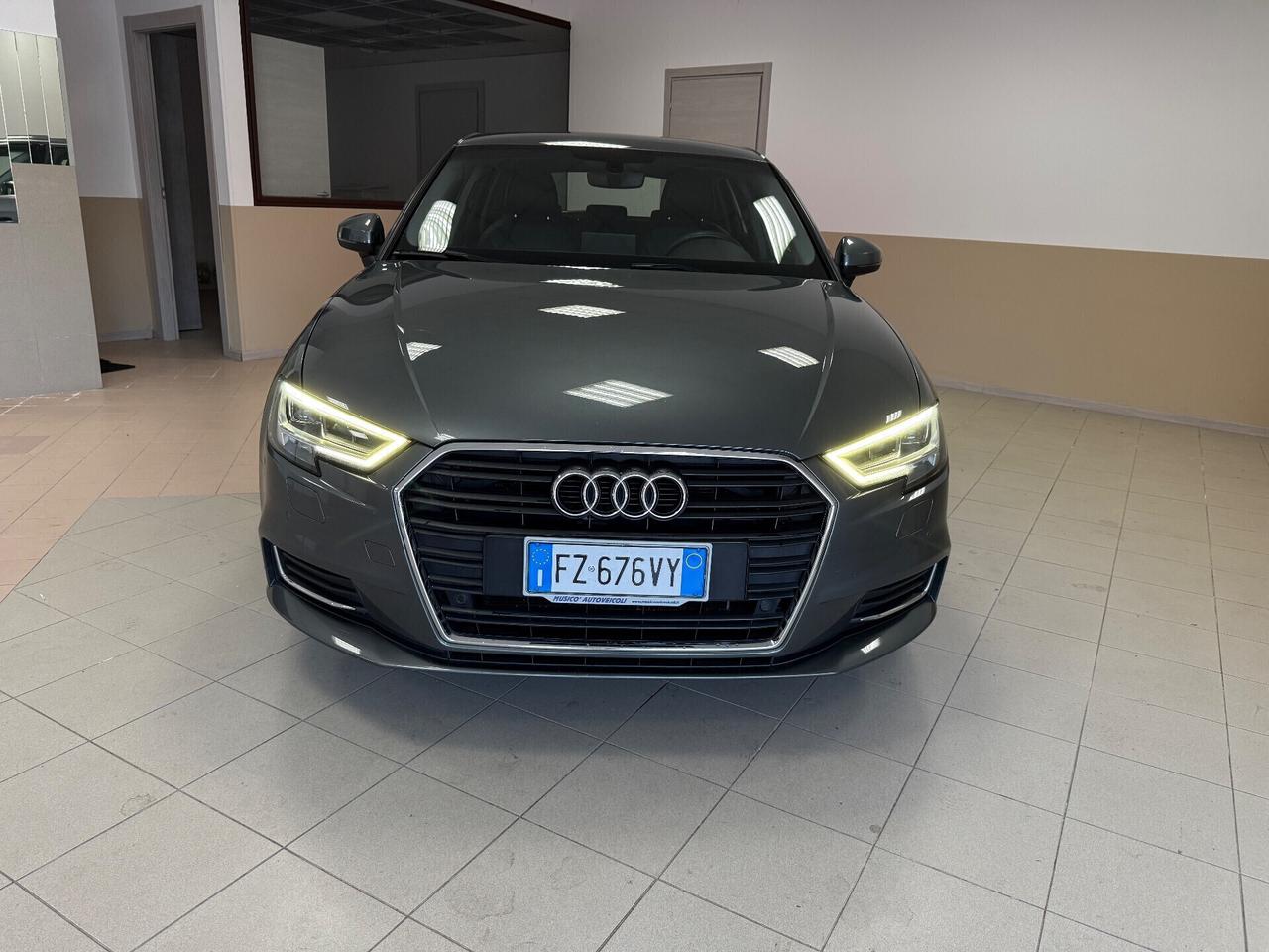 Audi A3 1.6 TDI 116 CV S tronic Sport