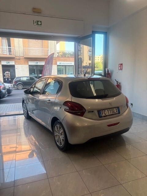 Peugeot 208 BlueHDi 75 5 porte Allure