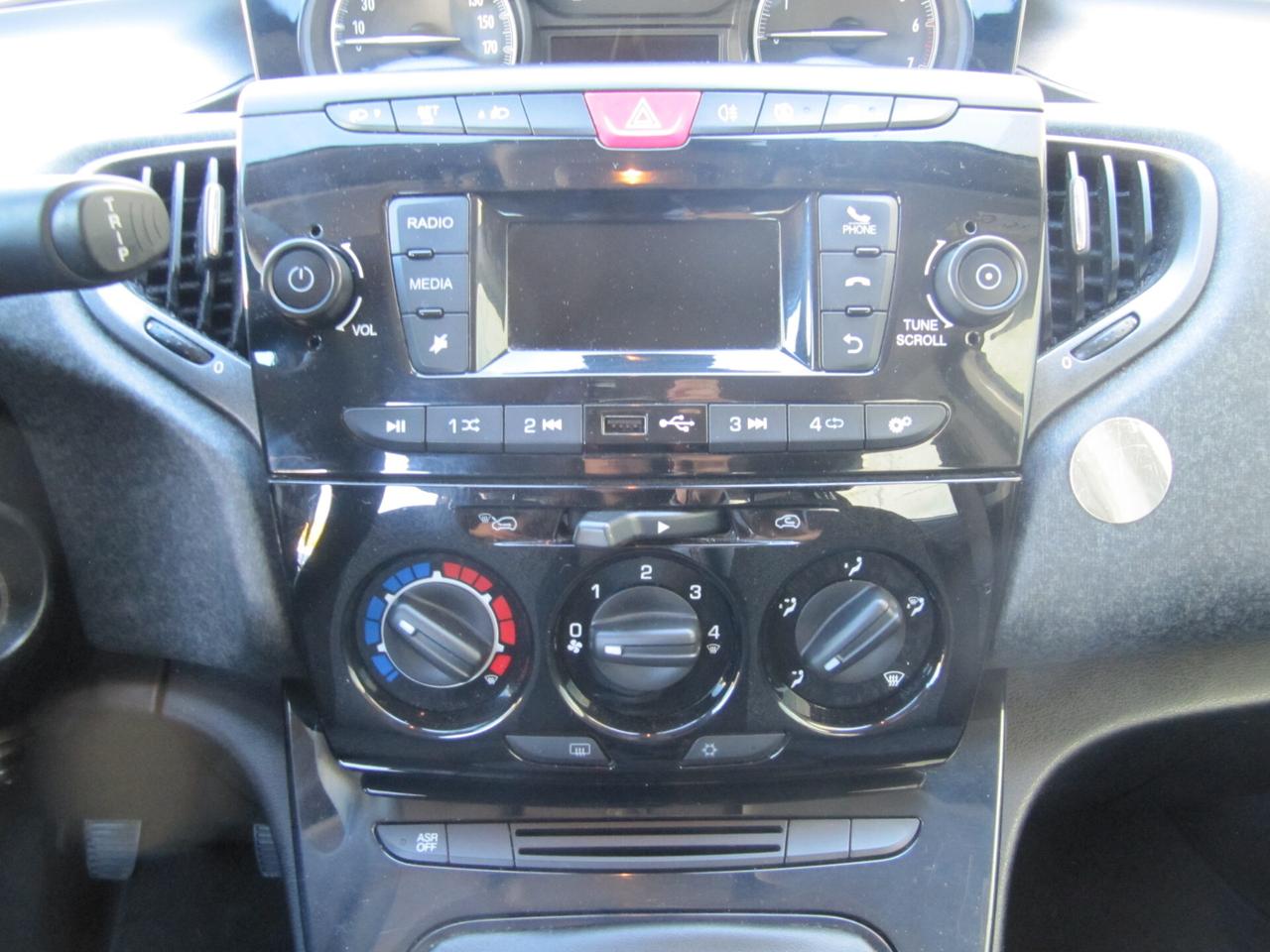 Lancia Ypsilon 1.0 FireFly 5 porte S&S Hybrid Maryne