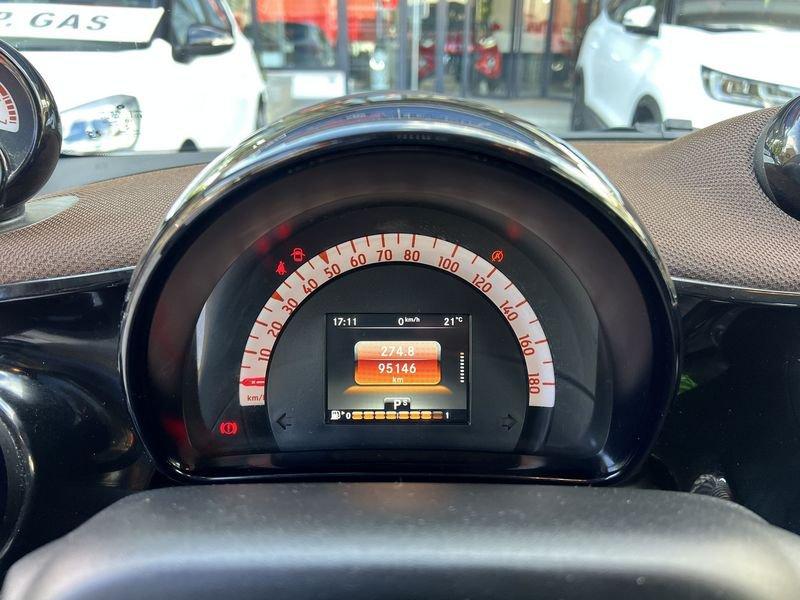 smart fortwo 90 0.9 Turbo twinamic Tokyowhite
