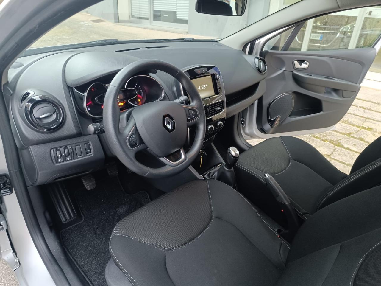 Renault Clio dCi 8V 75 CV 5 porte Moschino Intens