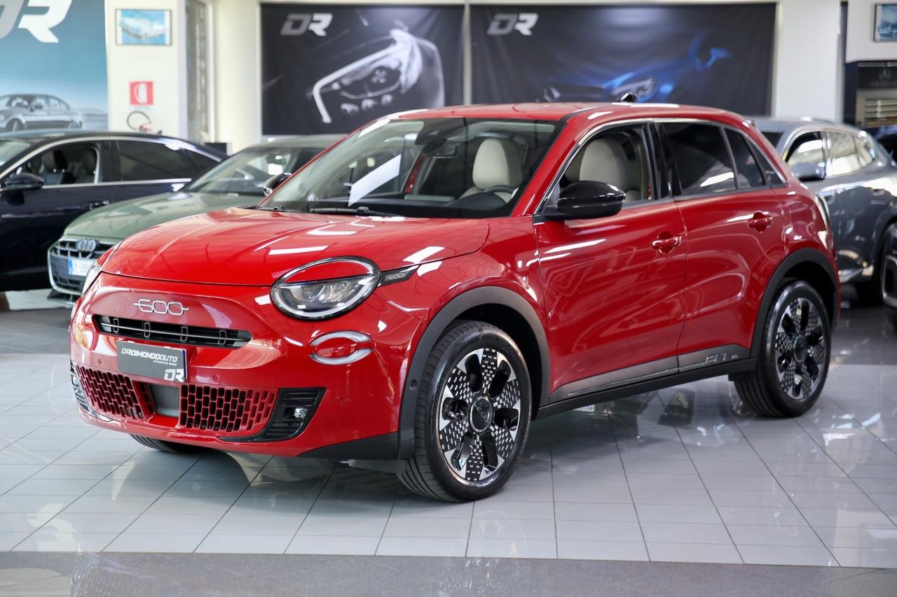 Fiat 600 Hybrid 110 cv DCT mhev La Prima