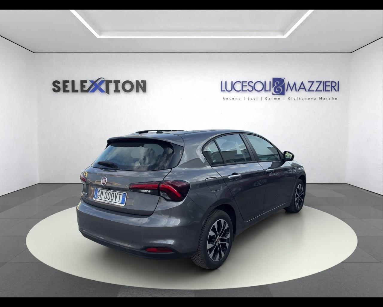 FIAT Tipo (2015-->) - Tipo 1.0 5 porte