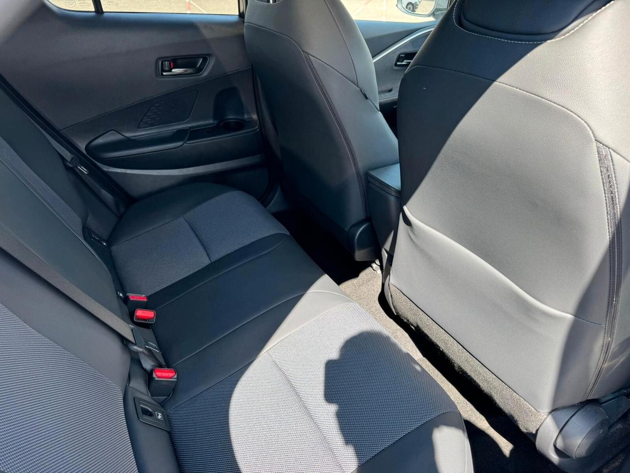 Toyota C-HR 1.8 HV Lounge